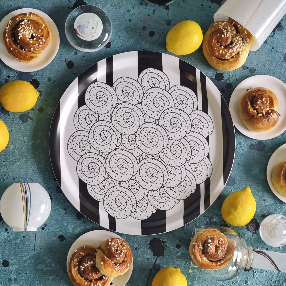 tray FIKA CINNAMON BUN black/white 31 cm - 3