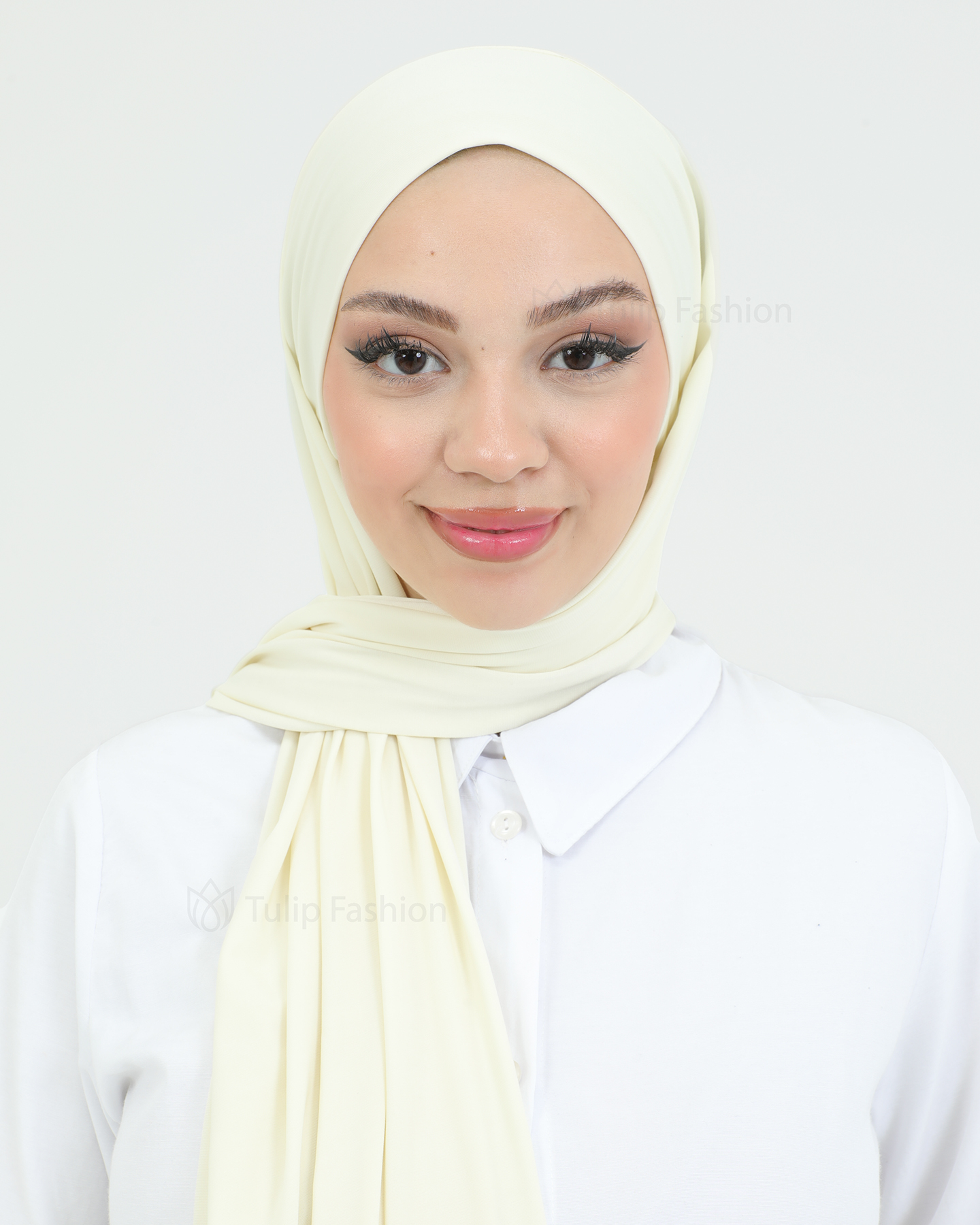 Hijab - Instant lycra with band - Cream - 2