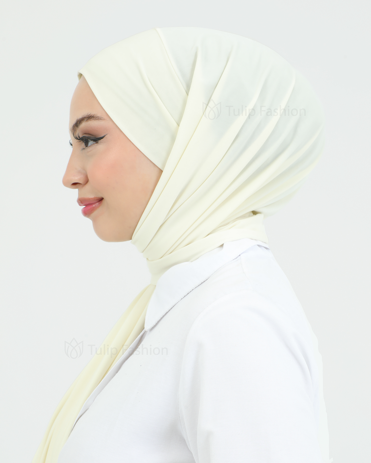 Hijab - Instant lycra with band - Cream - 3