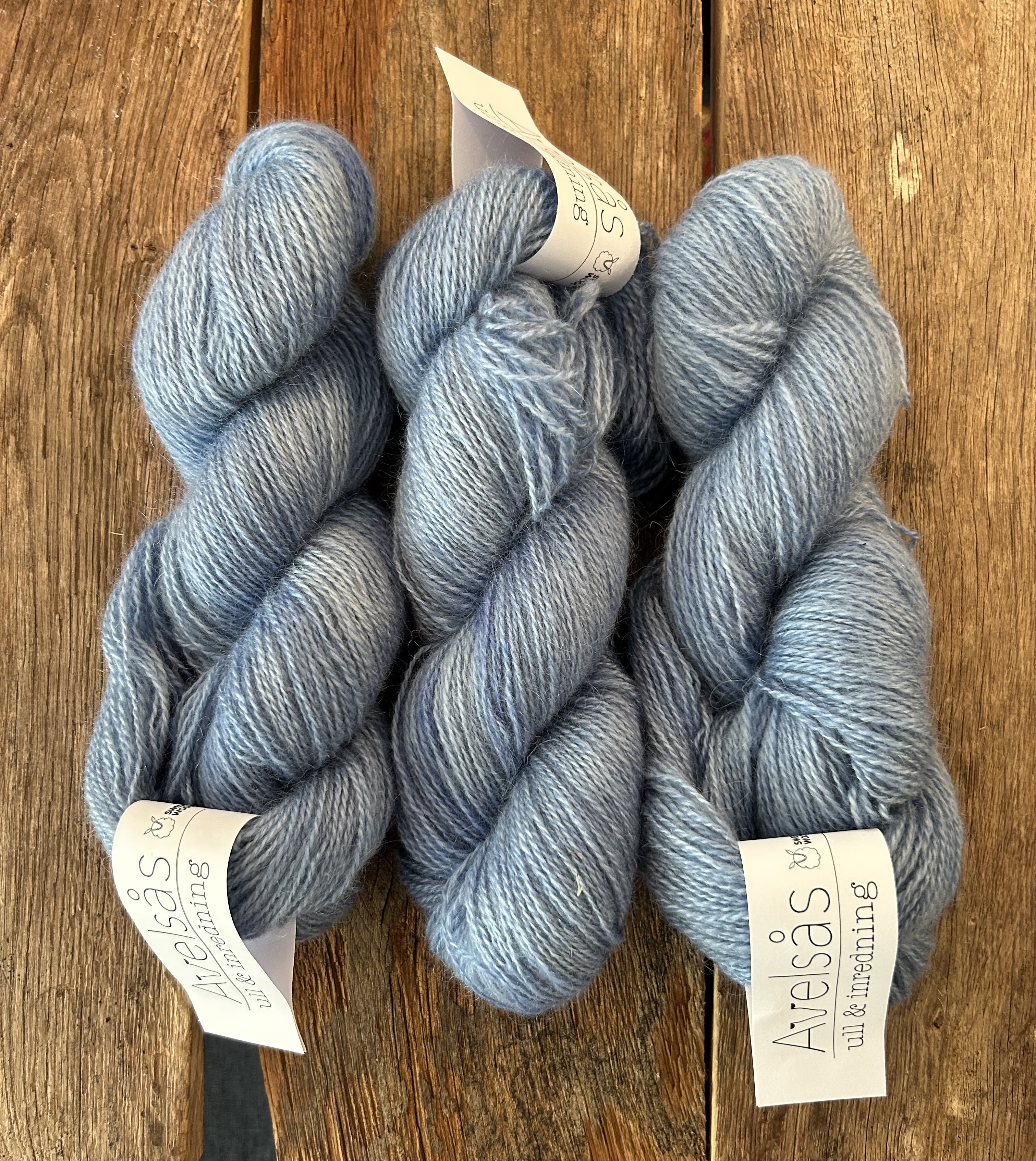 2-fädiges Kidmohair-Garn Blaues Netz