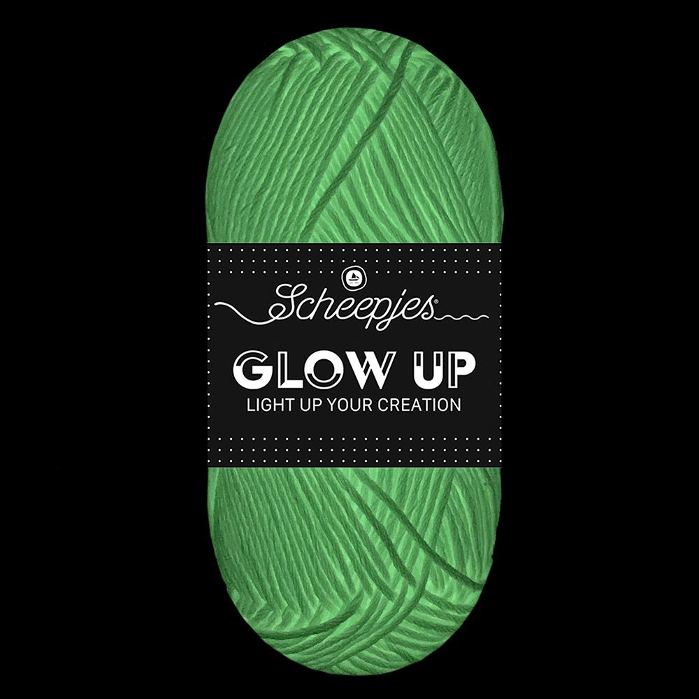 Scheepjes Glow Up - 1001 Luminescent White - 2