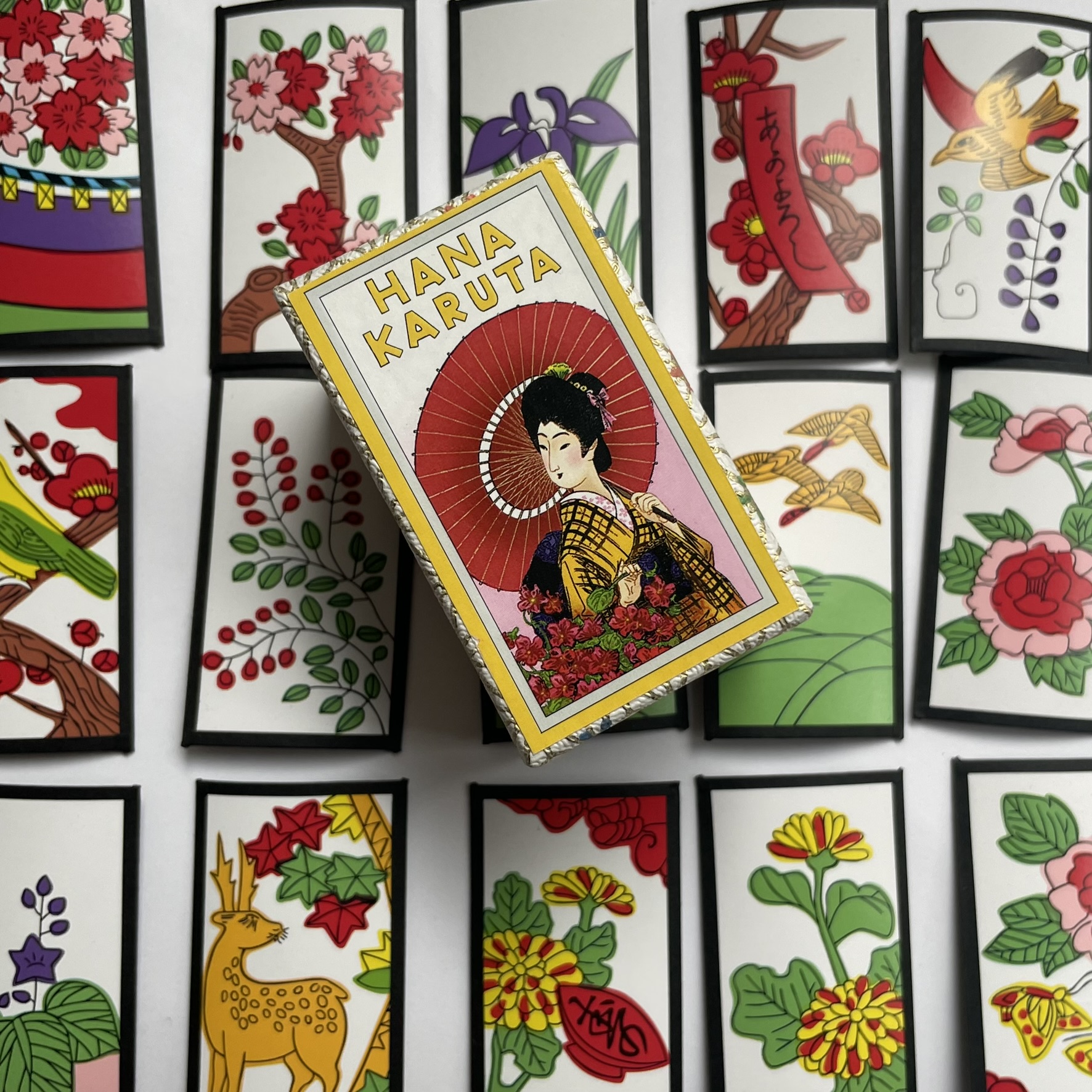 Hana karuta, Blomsterkort, ett handgjort kortspel från Japan