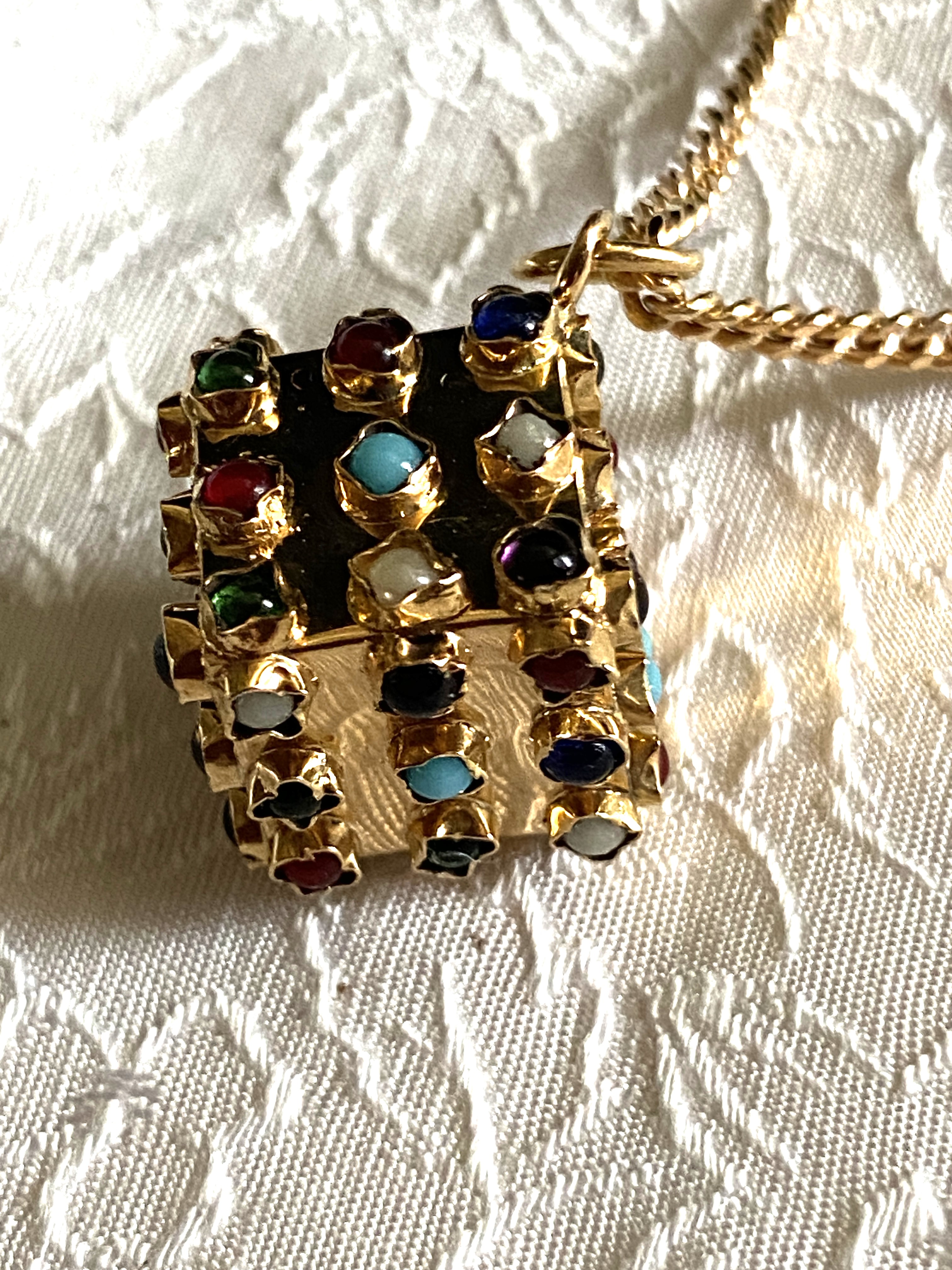 Hänge i 18 karat guld. Tärning.Ädelstenar.Mycket ovanlig! 15X15X15mm - 2