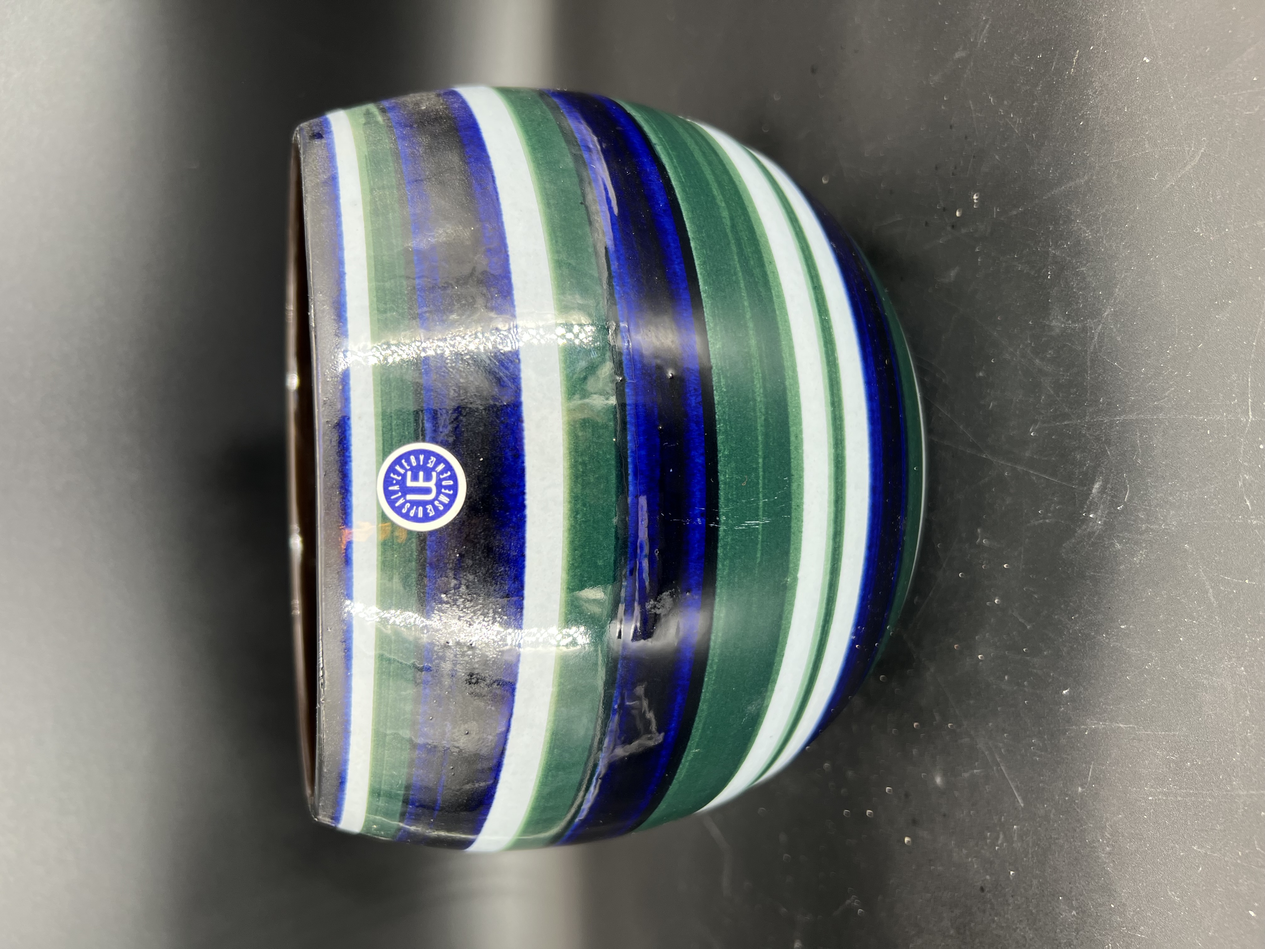 Upsala Ekeby UE " Ärtan " Eva Fahlcrantz bowl/outer lining