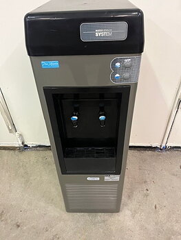 Vattendispenser