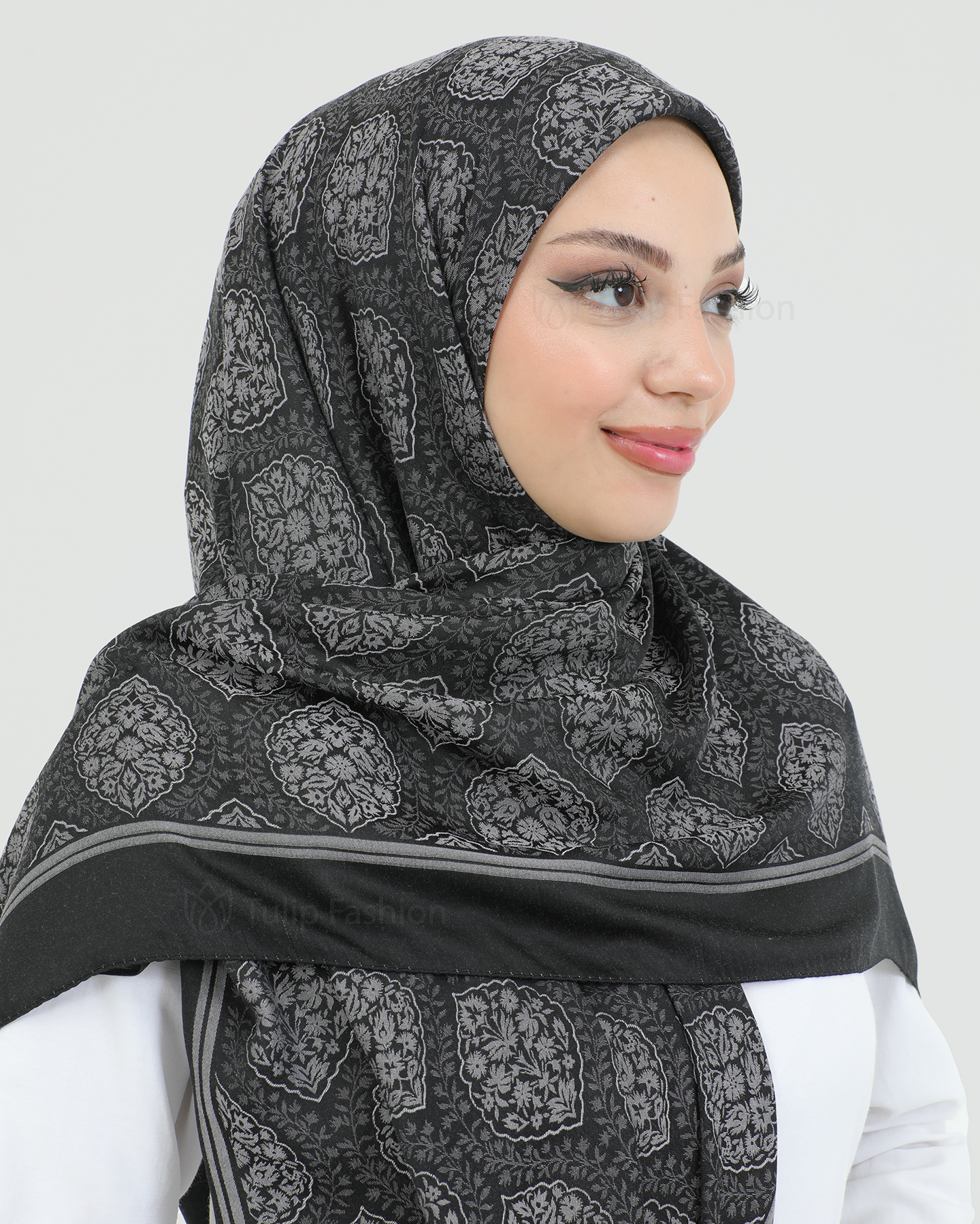 Hijab - Square Viskon 120 cm - Mörkgrå - 4