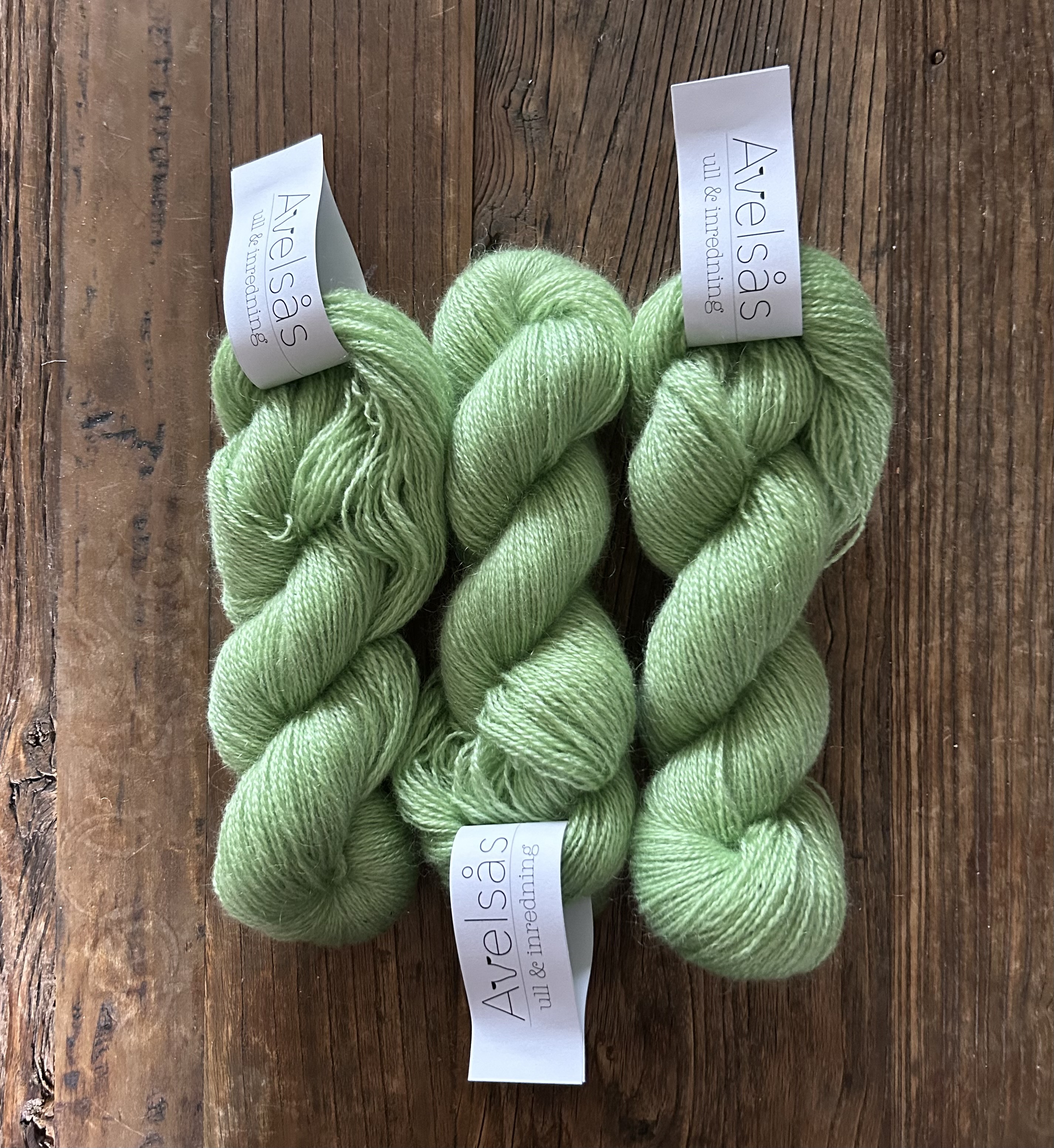 2-fädiges Kidmohair-Garn Grünling