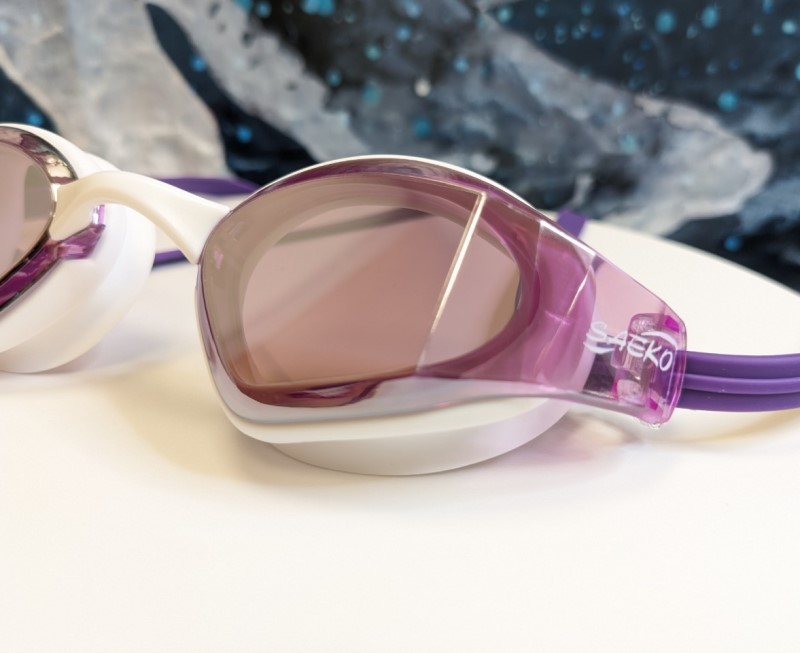 New cool Glacier White/Purple Gold mirror racing goggles from Saeko