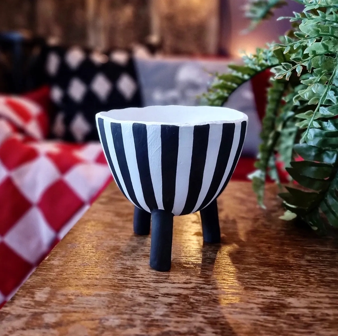 Kruka/Skål - black/white stripes Trileg