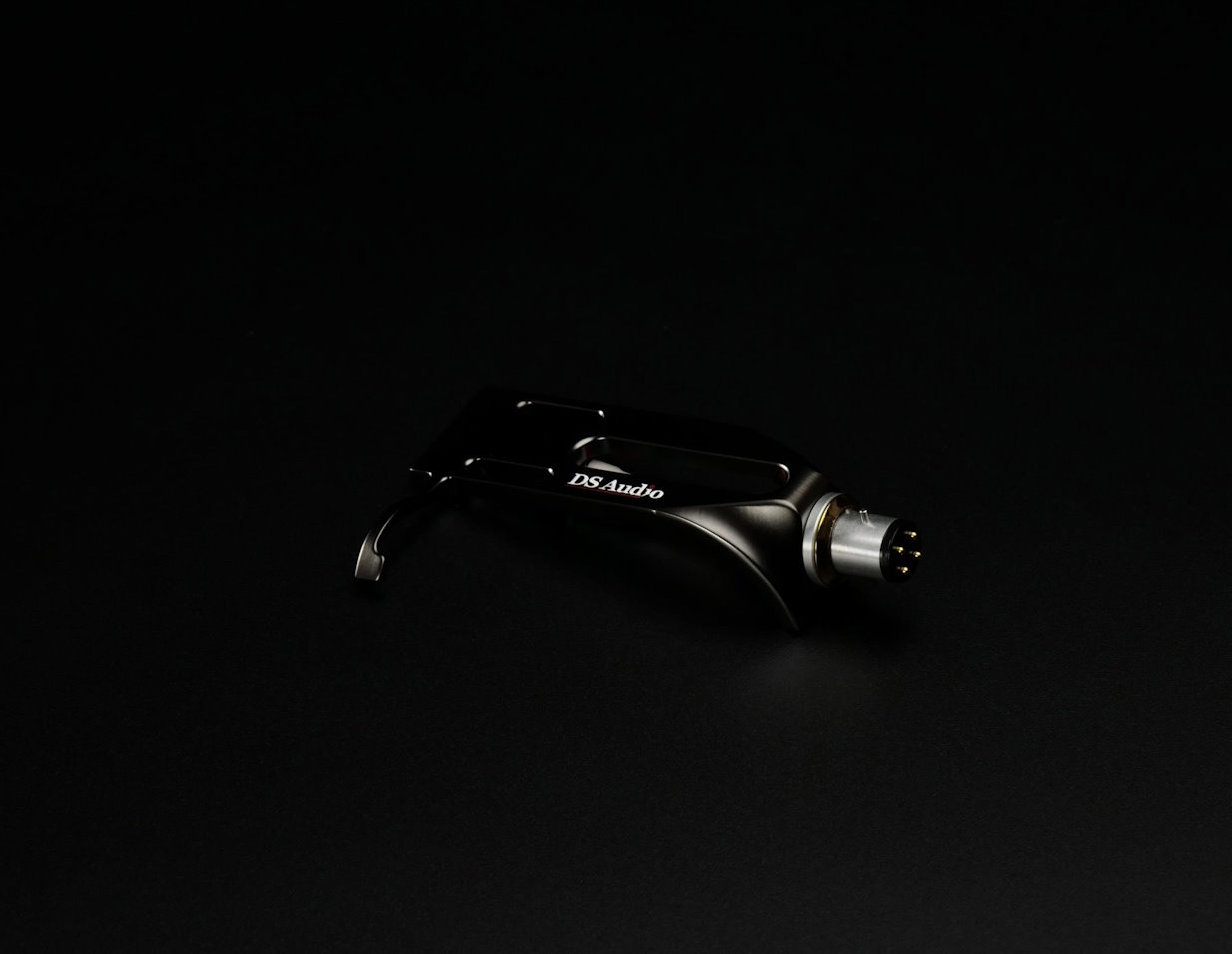 DS Audio HS-001 (Pickupskal med SME-fäste)