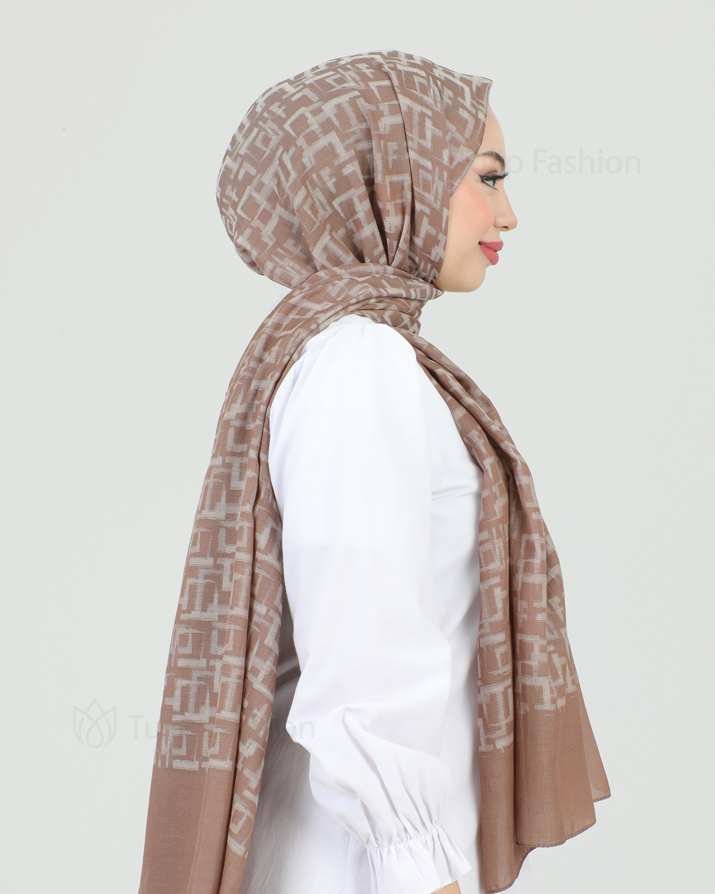 Hijab - Squares - Brown - 3