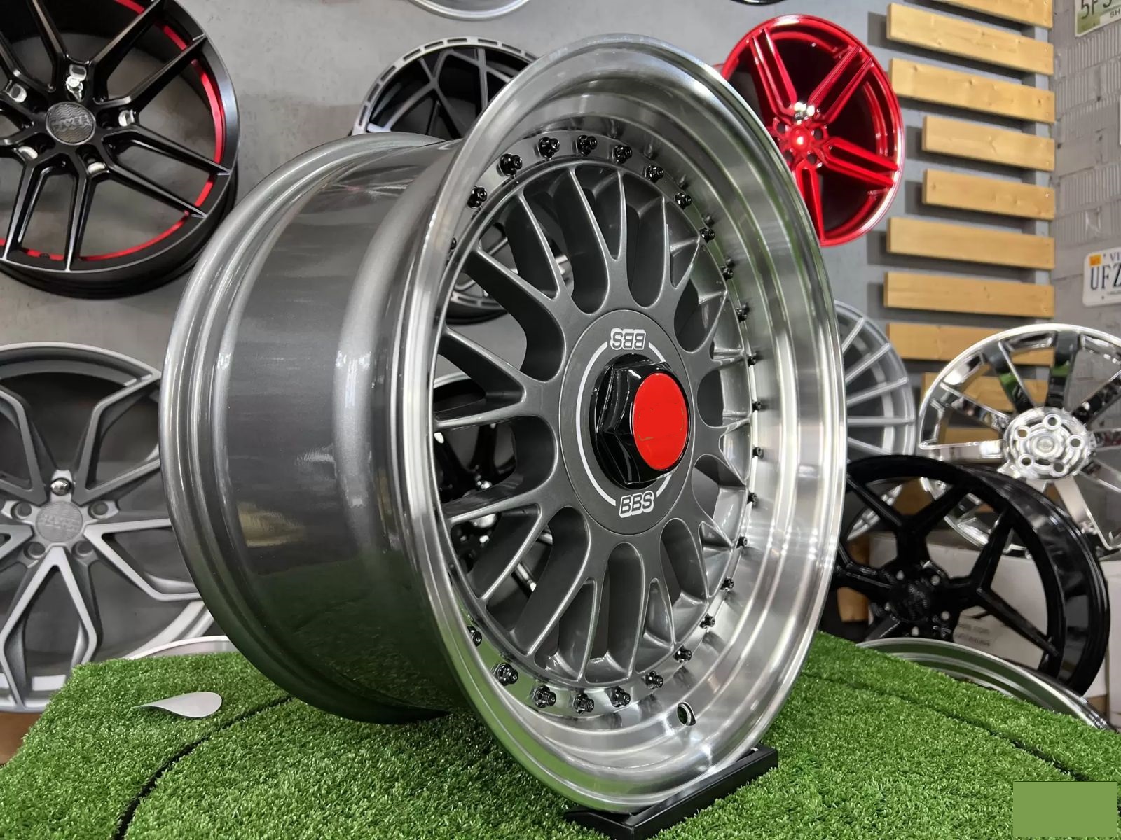 17" LM style Grey/polished 5x112 5x120 - 3