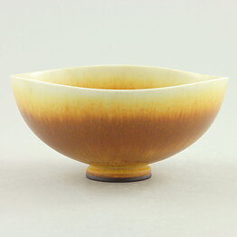 Berndt Friberg (1958) Unique Brown Triangular Haresfur Bowl 11 cm