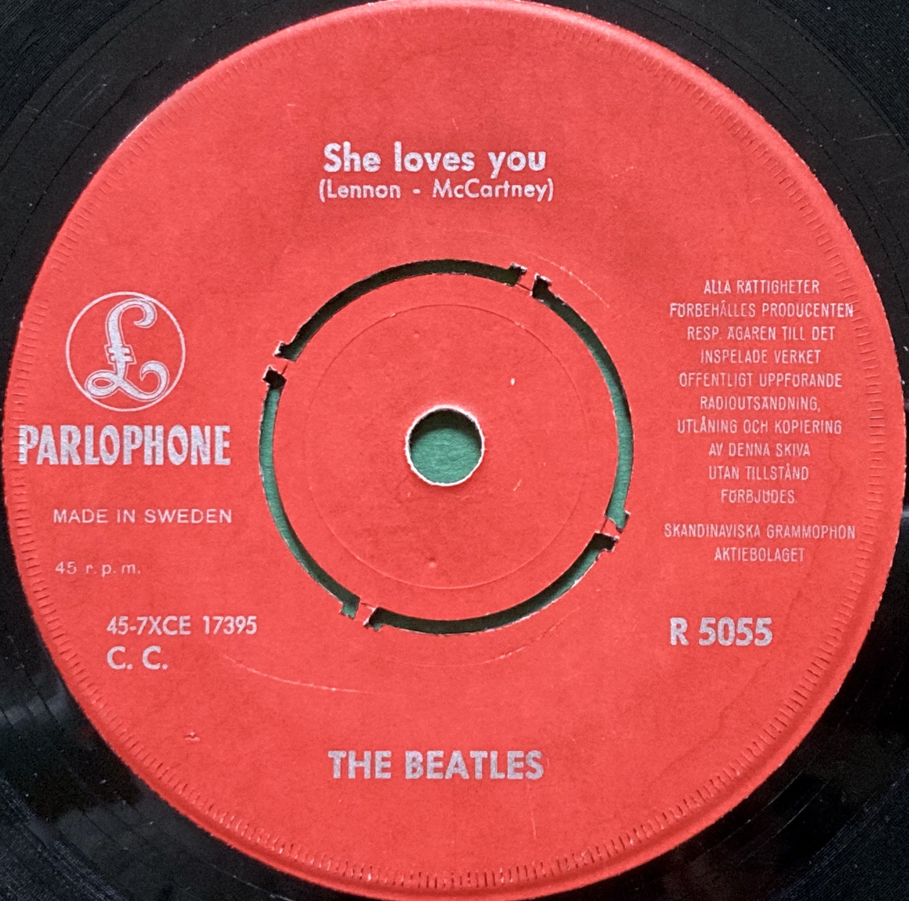 BEATLES - She loves you 7" Aprikos orange Swe PS 1963 - 3