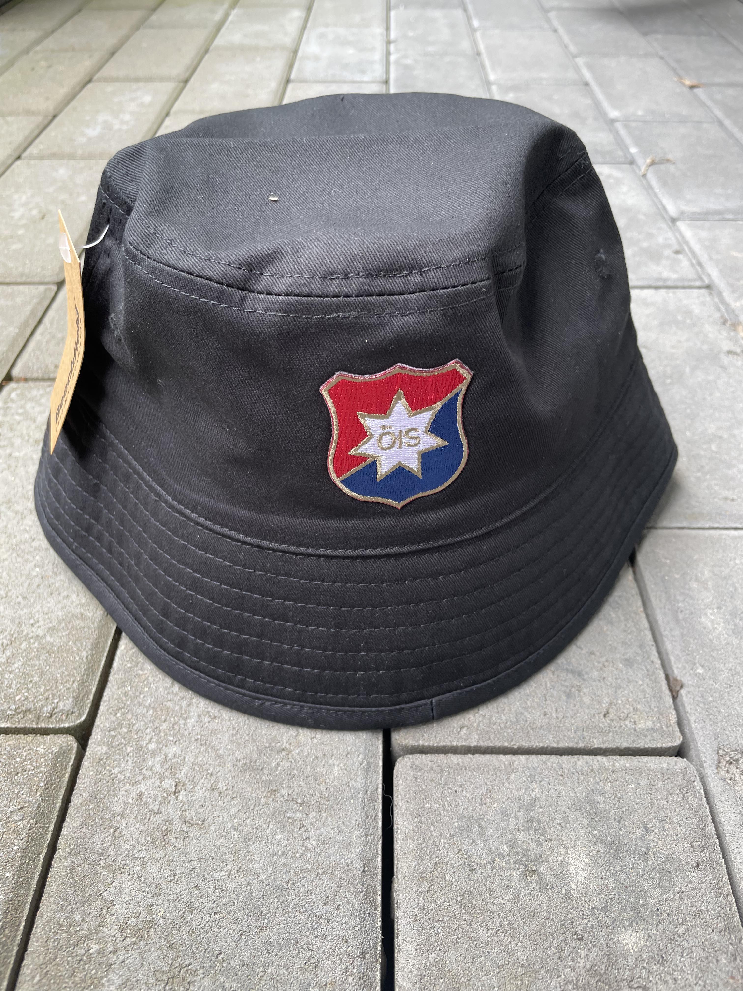 Beppehatt i svart 