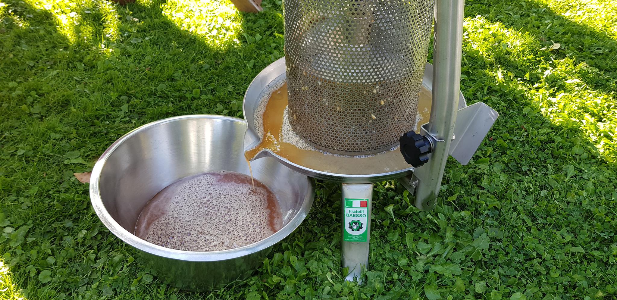 fruitpers V25 INOX & handmatige fruitmolen 15L Fratelli Baesso - 10