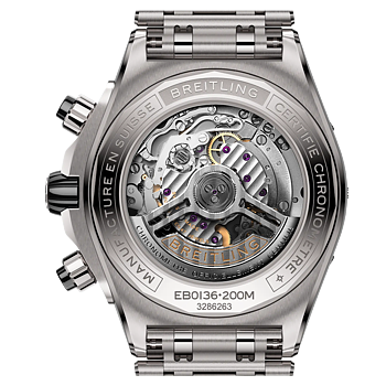EB0136251M1E1 Breitling Super Chronomat B01 44 titan baksida
