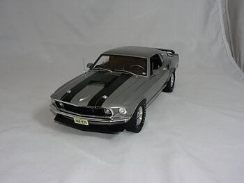 Ford Mustang  Boss 429   1969  1:12  GreenLight  ( John Wick ) Limited Edition Nummer 51