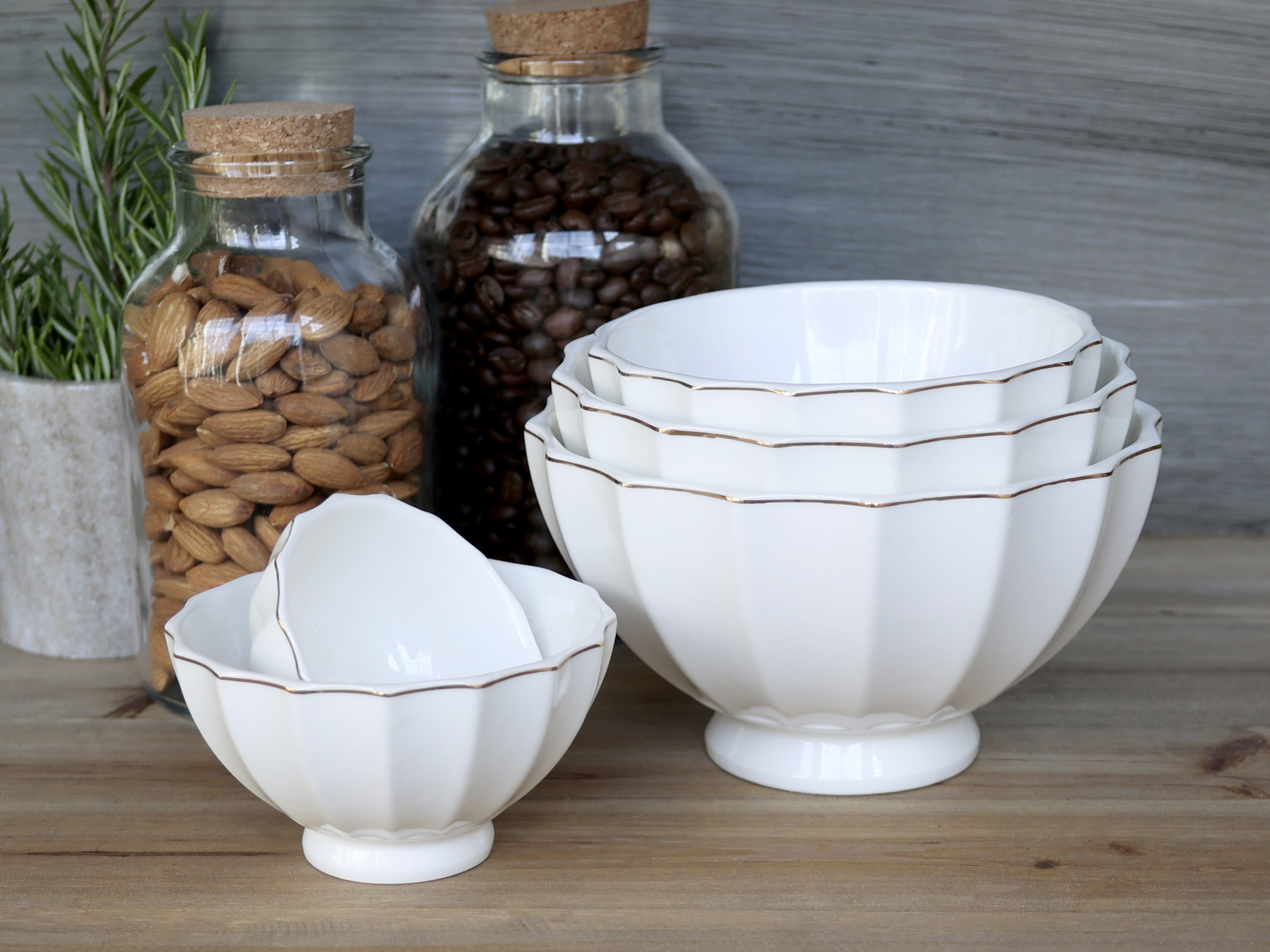 Bowls - Latte bowl 5-pack Porcelain - White with gold rim