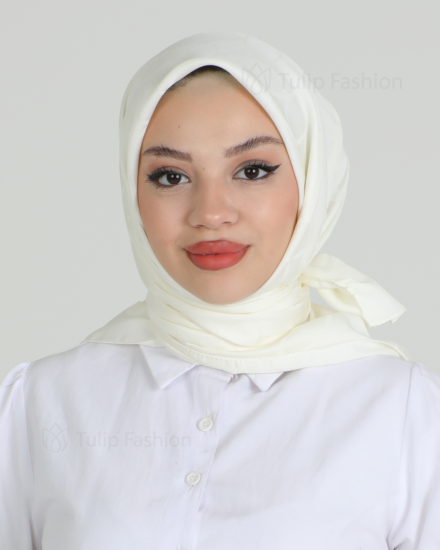 Hijab - Square Satin Leaf - Off-White