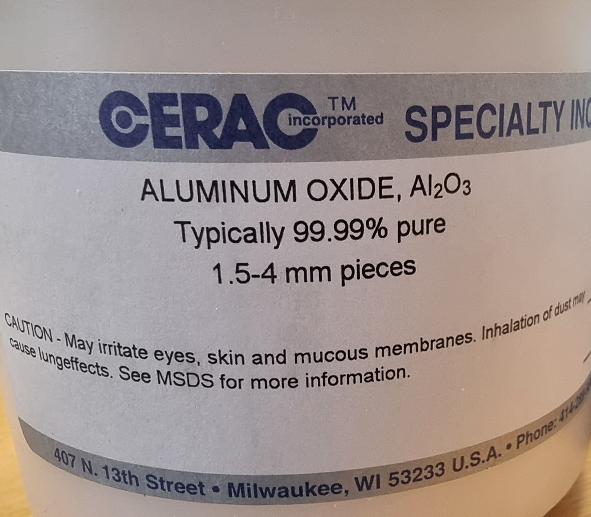 Aluminim oxide Al2O3 99.99% 1.5-4 mm 1 kg - Löwener Vacuum Technology AB