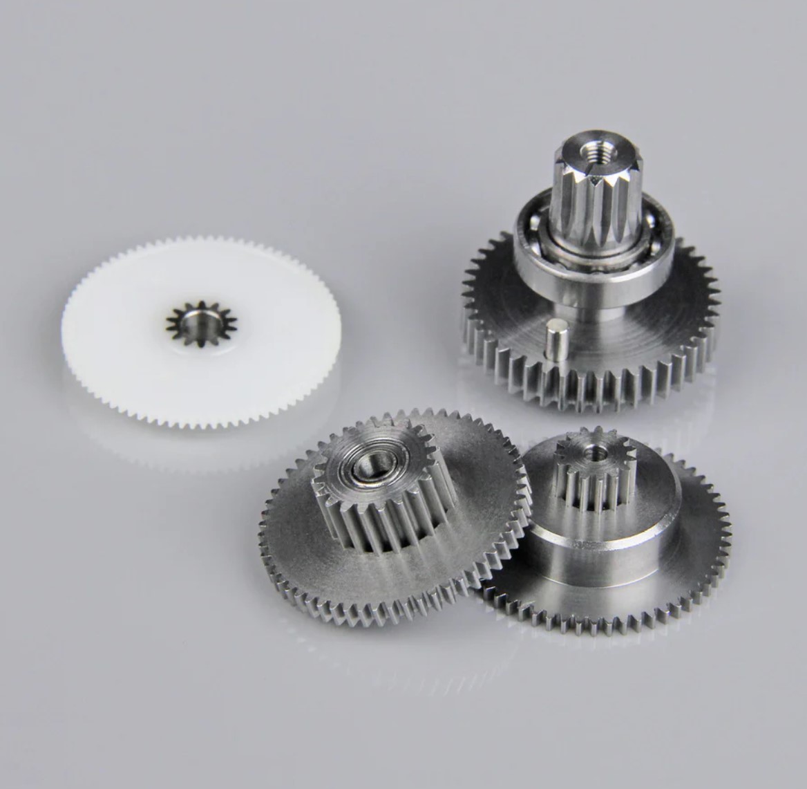 Hitec HS-5765MH METAL GEAR SET