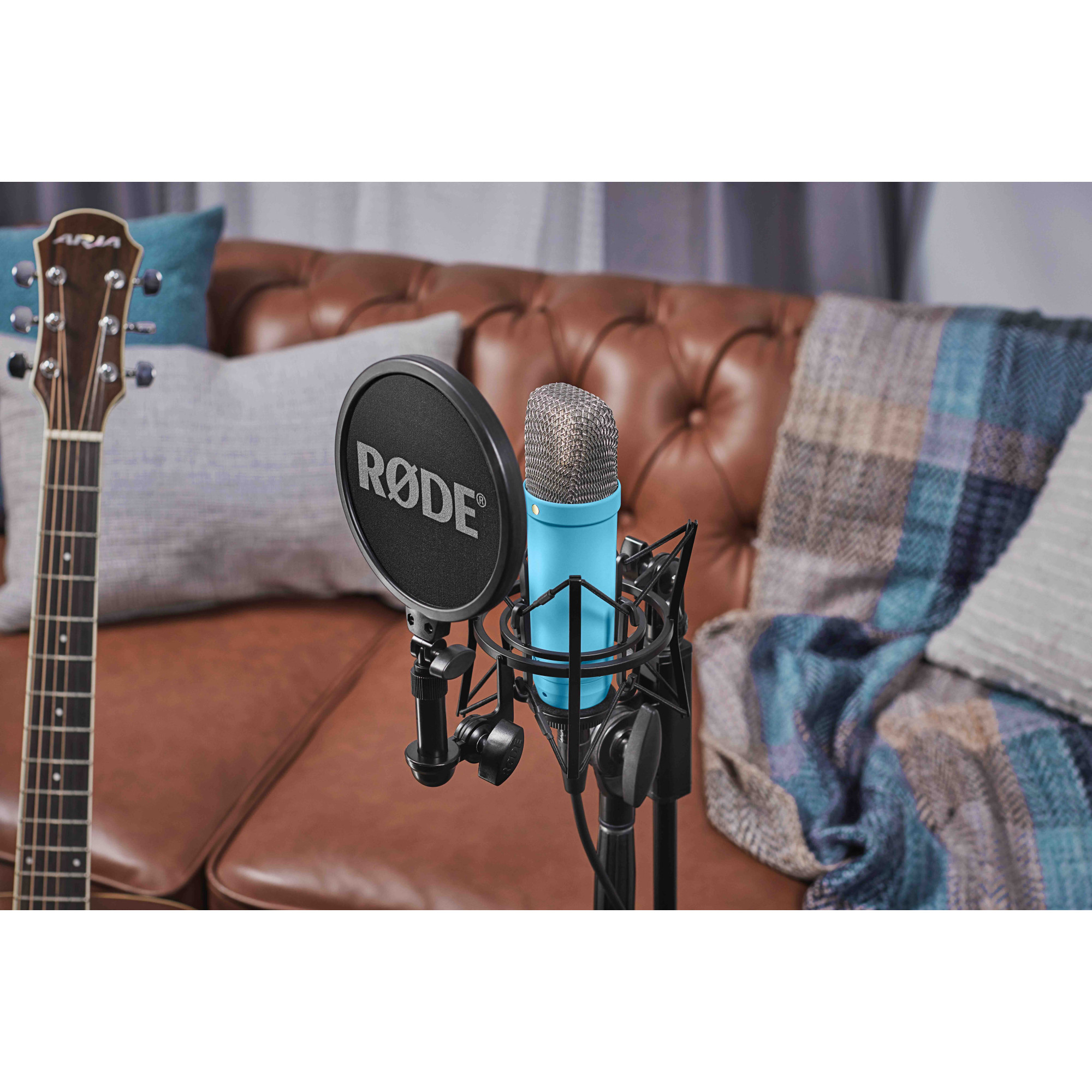 RODE NT1 Signature Series (BLUE) - 4