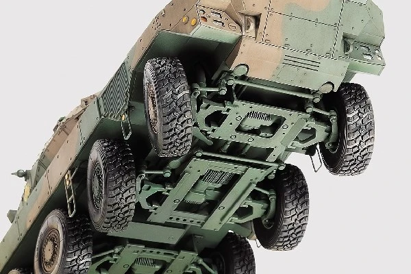 TAMIYA 35361 1/35 Japan Ground Self Defense Force MCV Type 16 - 6