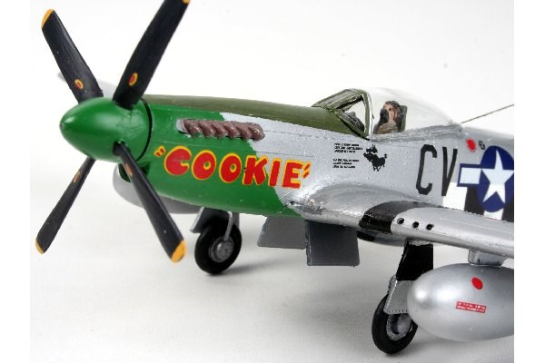 Revell 4148 P-51D Mustang - 4