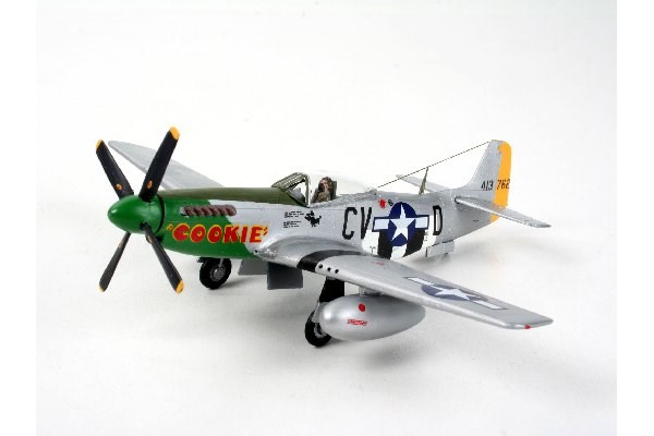 Revell 4148 P-51D Mustang - 7