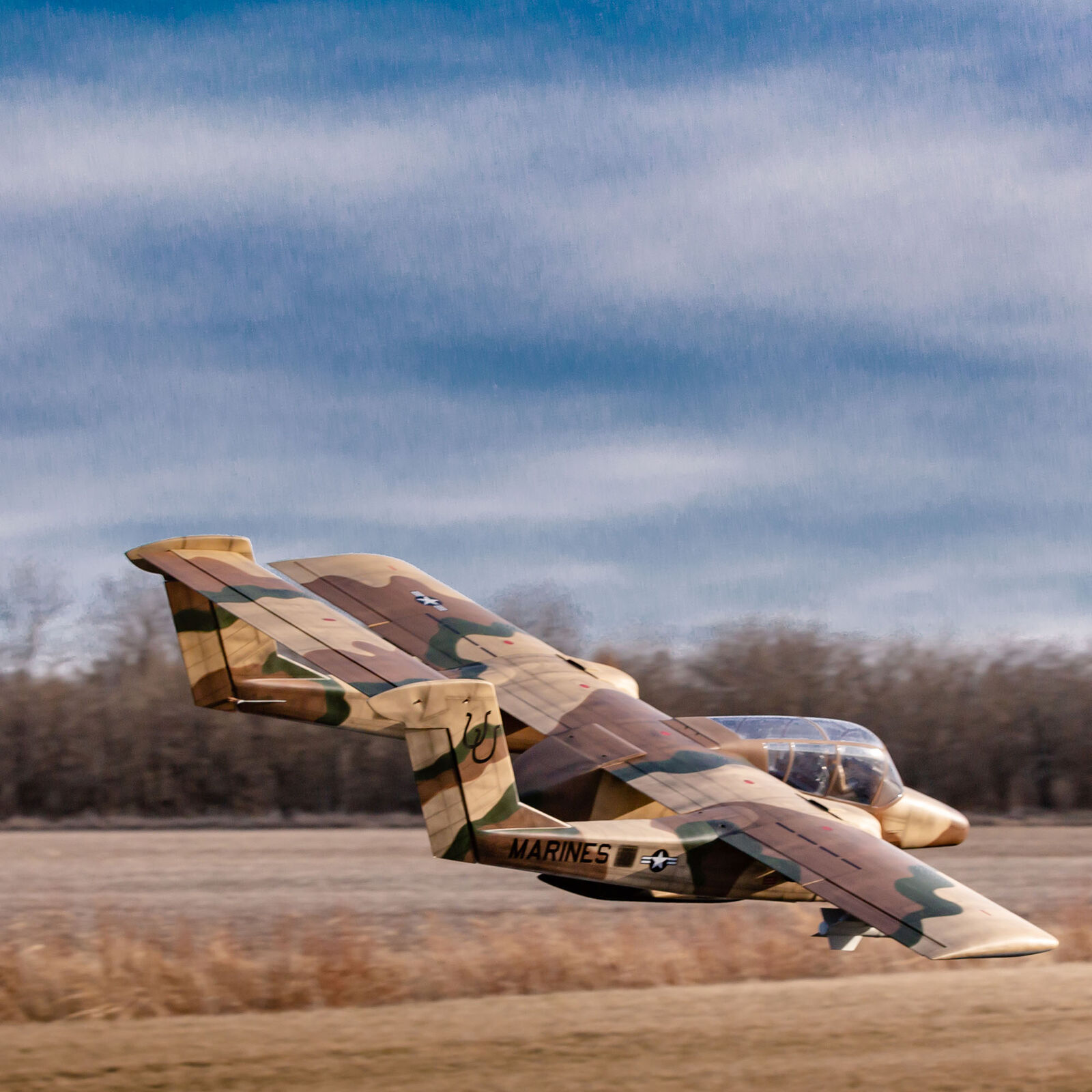 Hangar 9 OV-10 Bronco 30cc ARF med Landställ - 17