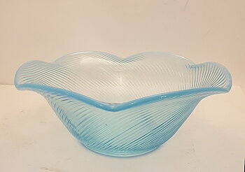 Afors Ulrica Hydman Vallien turquoise fluted bowl