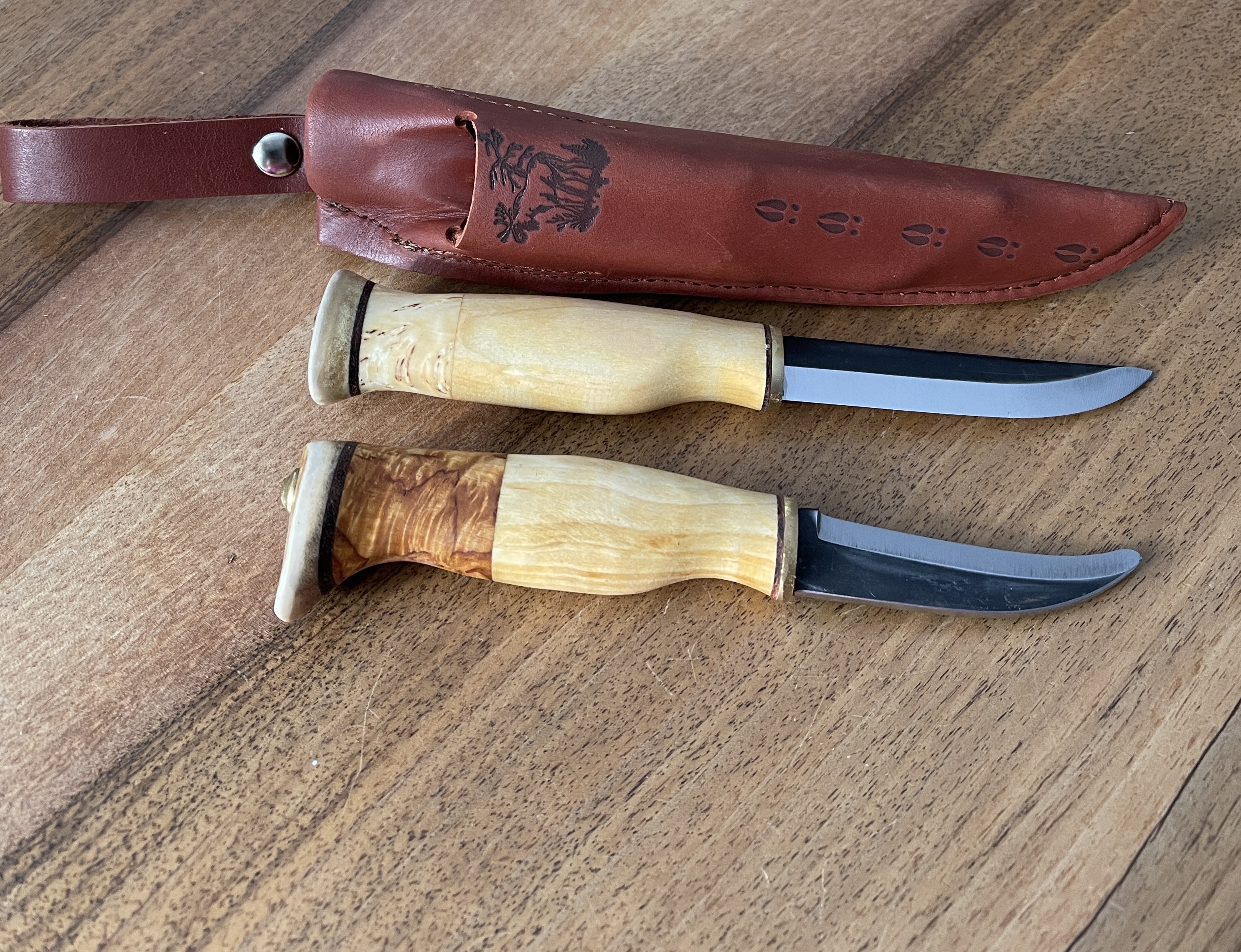 Dubbelkniv jaktkniv och buköppnare 
