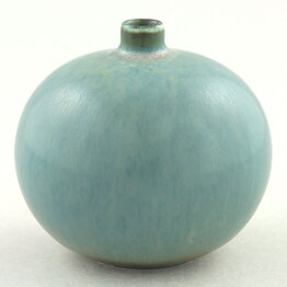 Carl-Harry Stålhane (SGR 1954) Blue Swelling Vase 7 cm