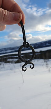 Handsmitt Trollkors-Halsband
