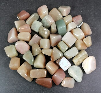 Grossular Granat (Grön/Rosa) , Trumlad