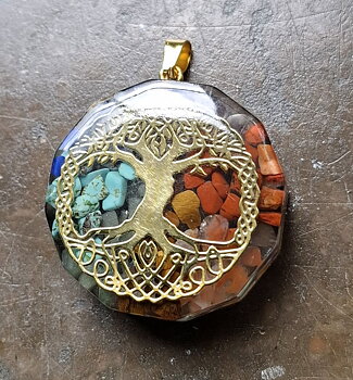 Orgonite Halsband med Livetsträd  och chakra stenar