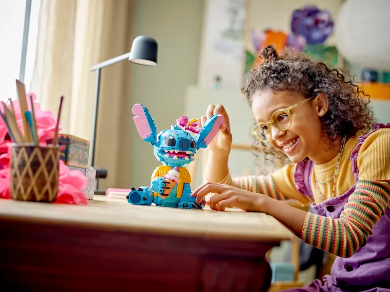 LEGO Disney 43249 Stitch - 2