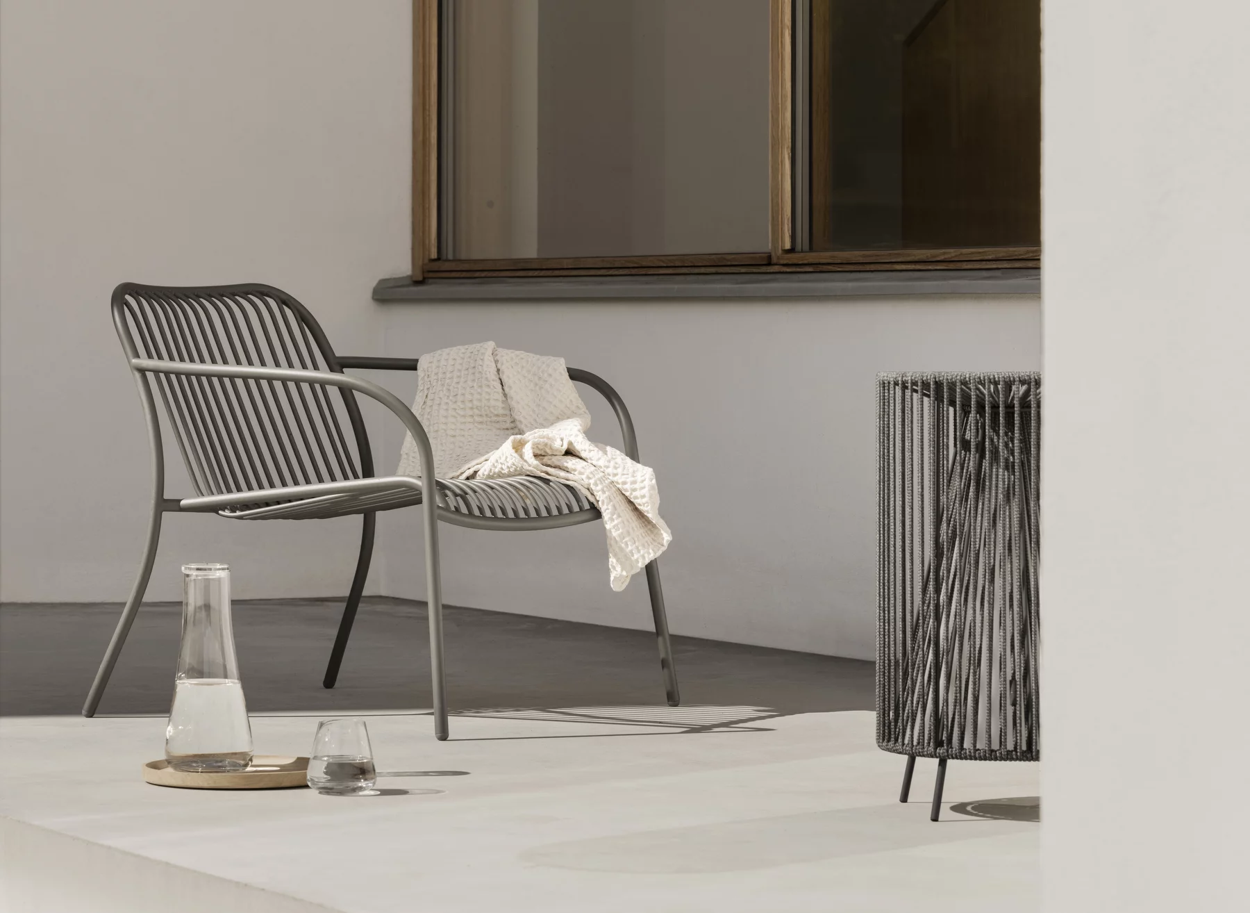 Set med 2 Lounge Stolar -YUA WIRE - 7