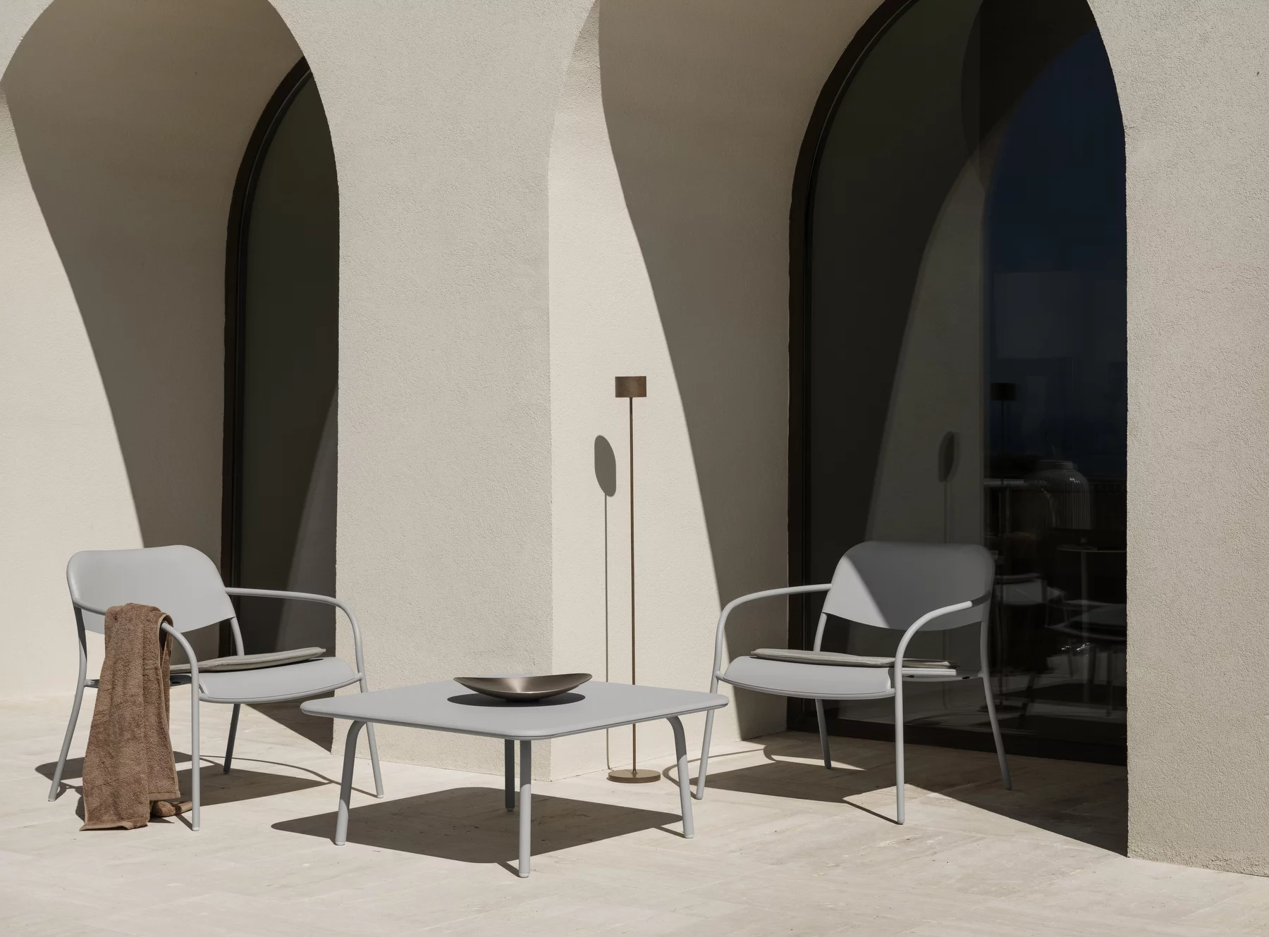 Set of 2 Lounge Chairs -YUA  - 8
