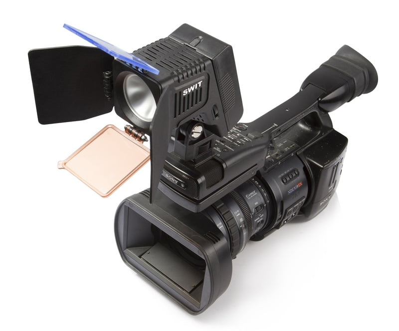 SWIT S-2070 - 4