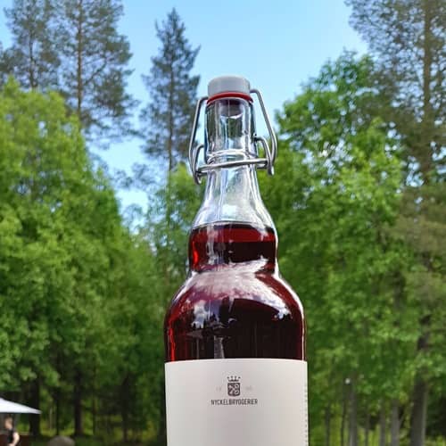 Saft med smak av Åkerbär, bygelflaska, 1L - 3