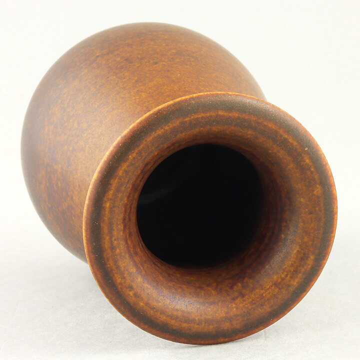 トリラー・トボ  一点もの  茶色のベース  (11cm)  1950年代