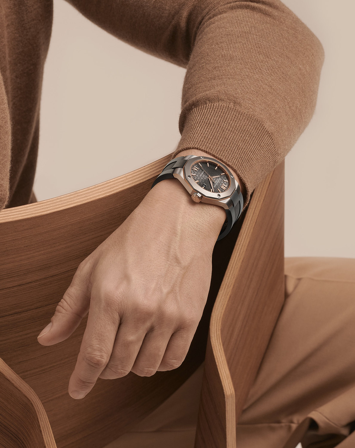 MOA10660 Baume & Mercier Riviera 42, 10660
