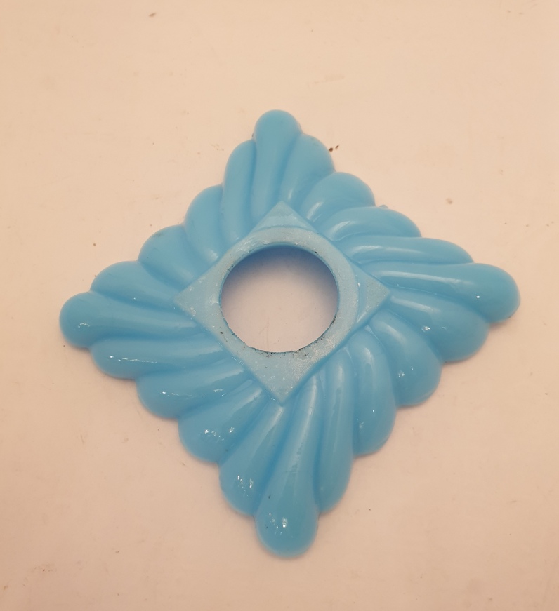 Light cuffs turbine pattern turquoise glass rhombic