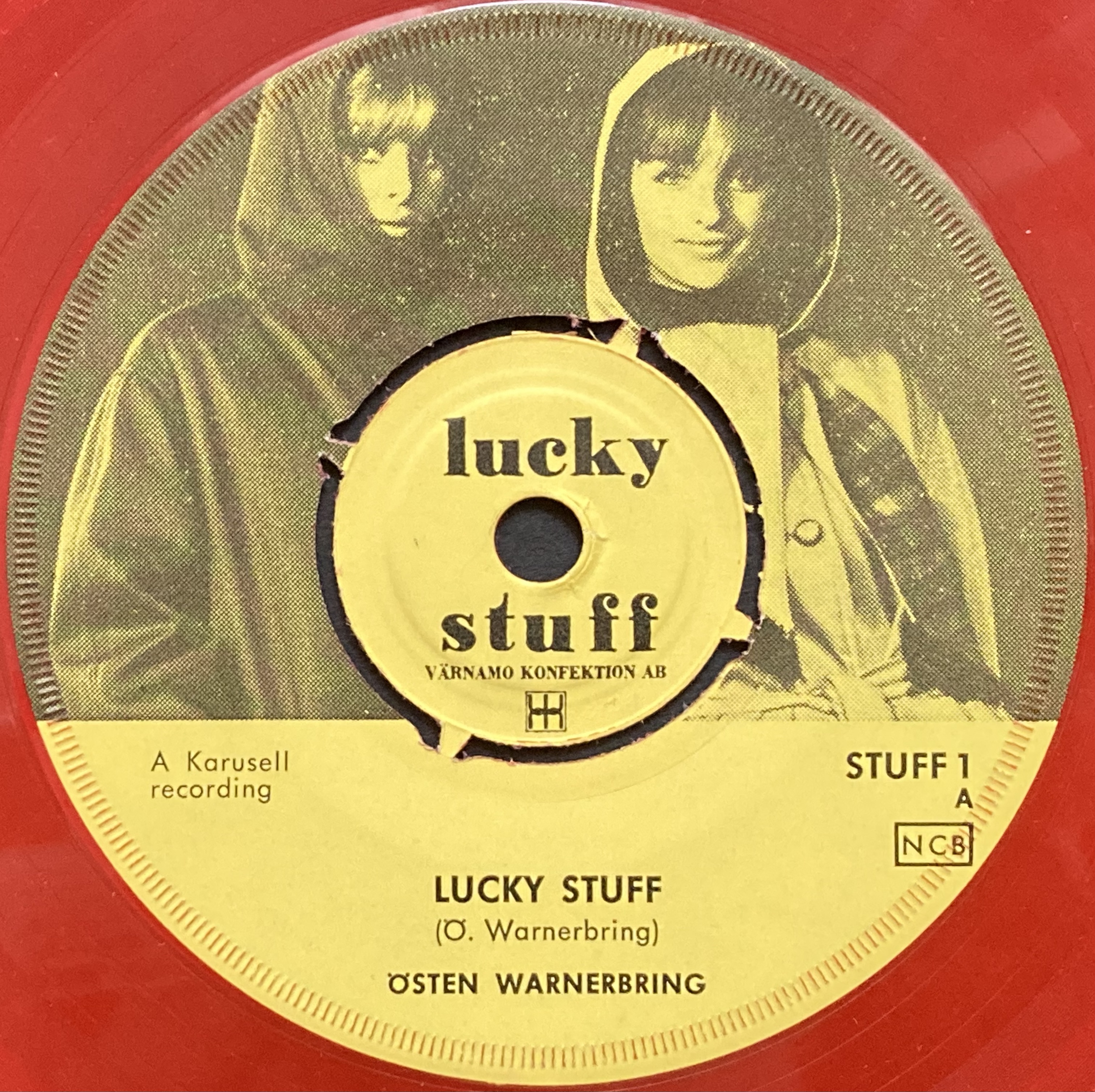 BEATLES - Ain´t she sweet / Lucky stuff Röd vinyl - 3
