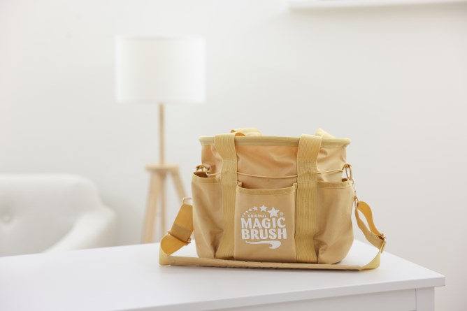 Magic Brush Care Bag  - Gold