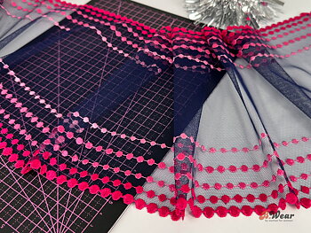 Non stretch lace in navy blue with pink dots - 21 cm