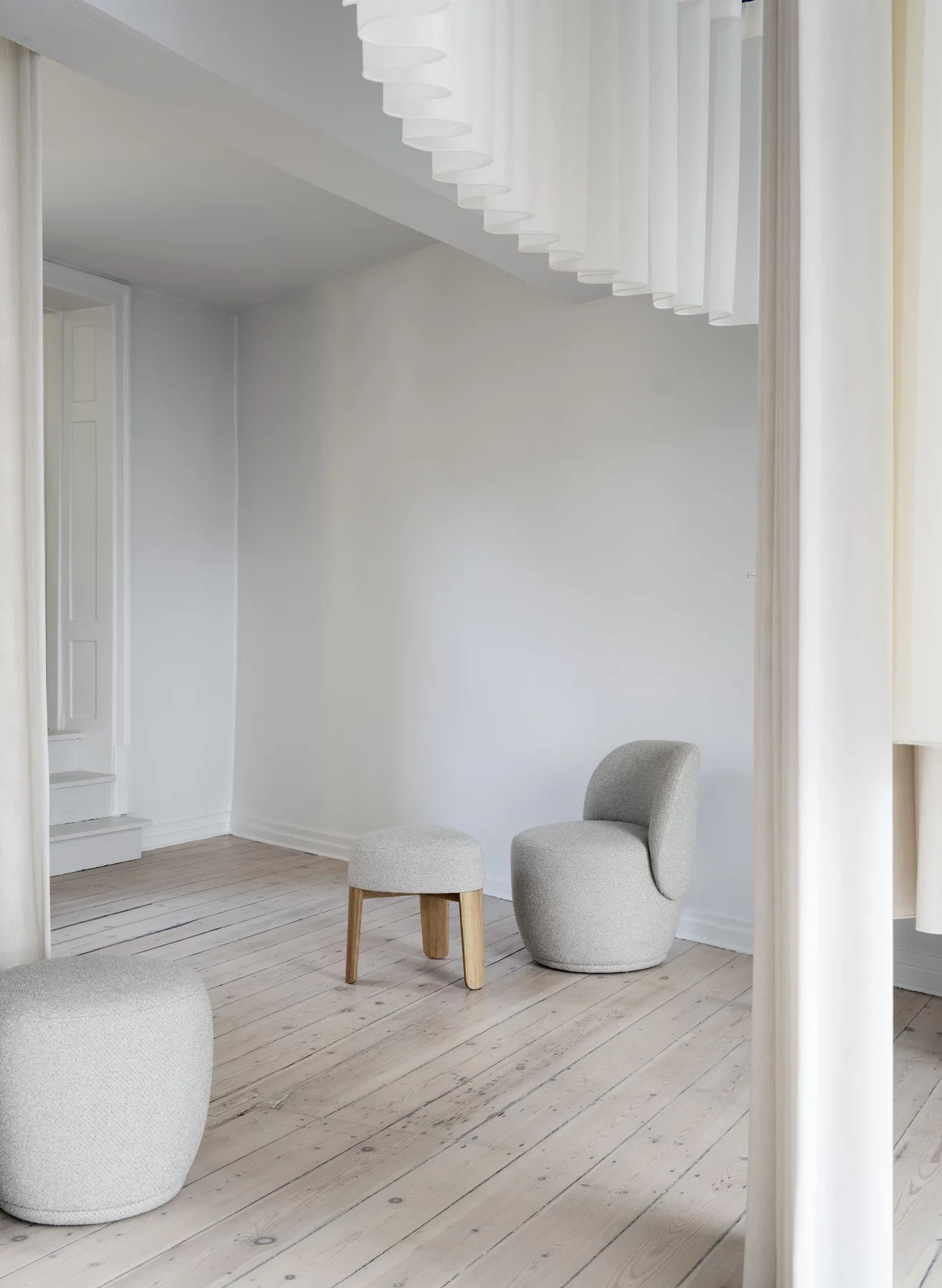 Armchair -KUON - 12