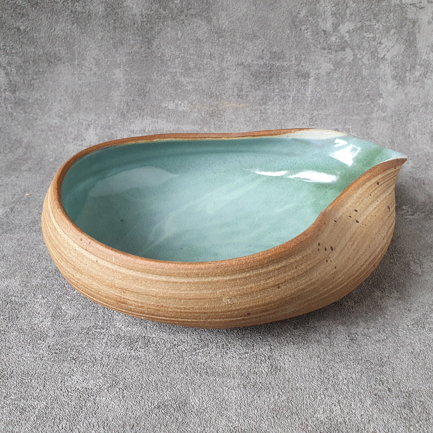 Flow bowl hazy turquoise2